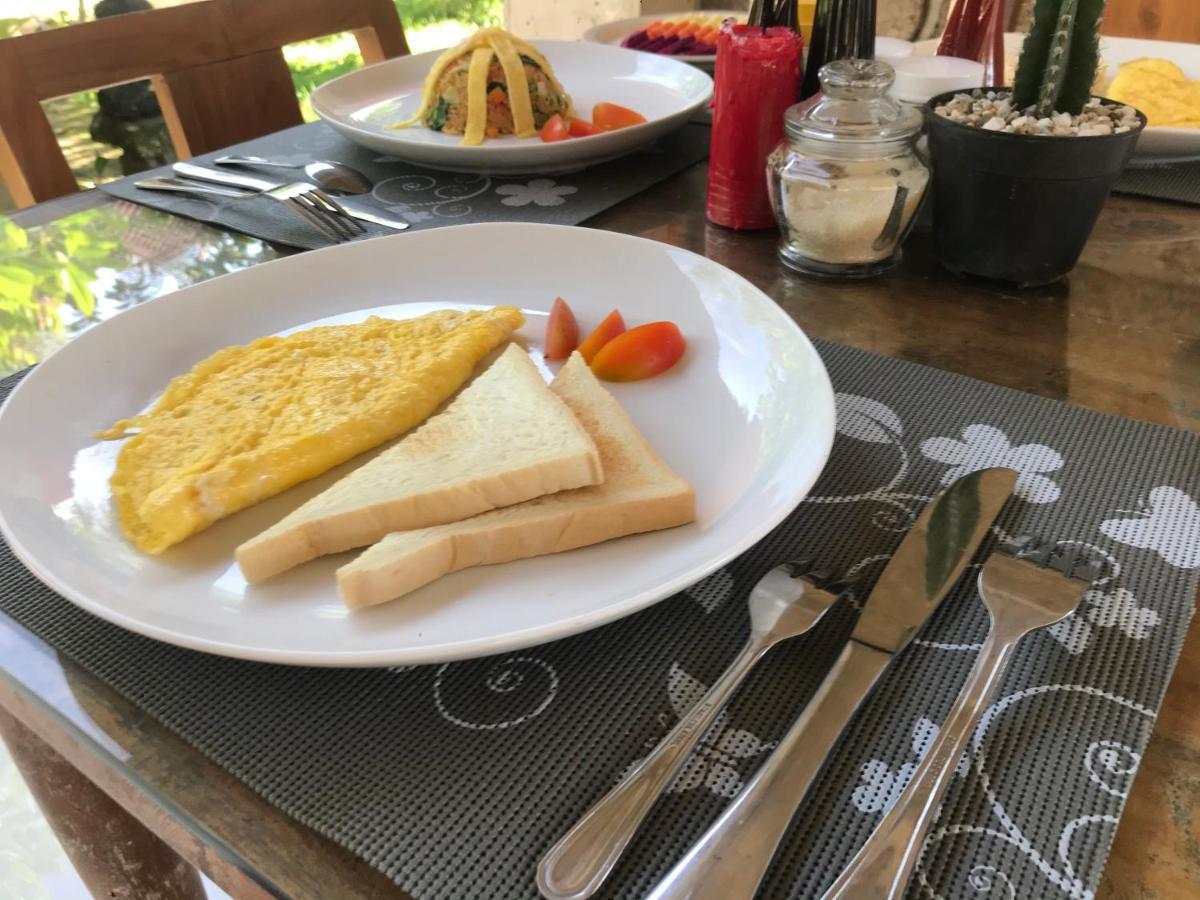 Umah Nik Kepitu Apartment Gianyar  Ngoại thất bức ảnh